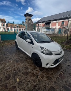 TOYOTA AYGO