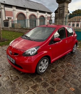 TOYOTA AYGO